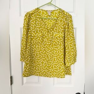Lime green high heel print blouse. Size MP